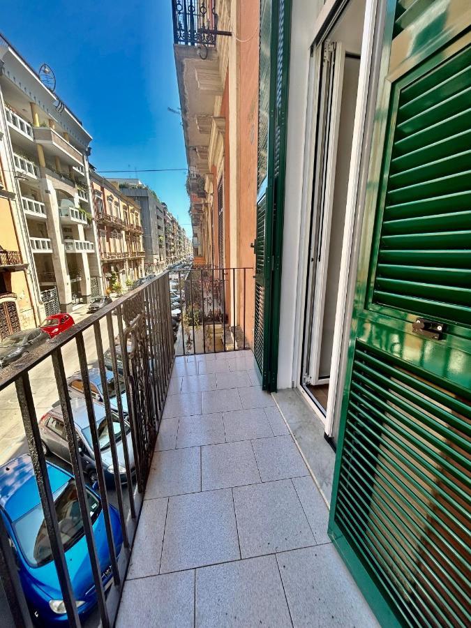 Volare House Apartment Bari Bagian luar foto