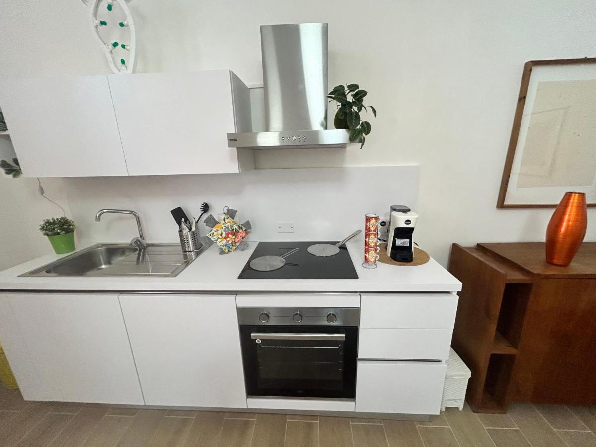 Volare House Apartment Bari Bagian luar foto